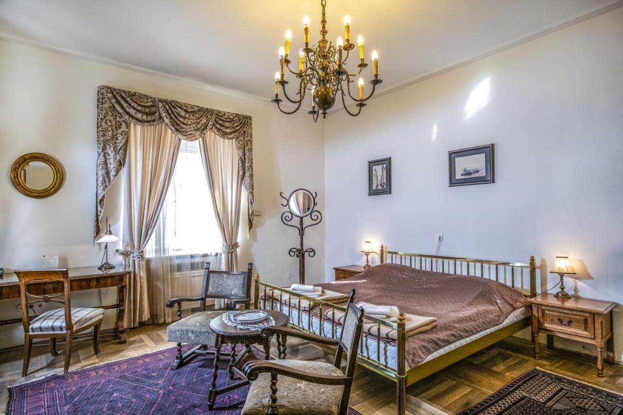 Academy Pension Budapest Esterno foto
