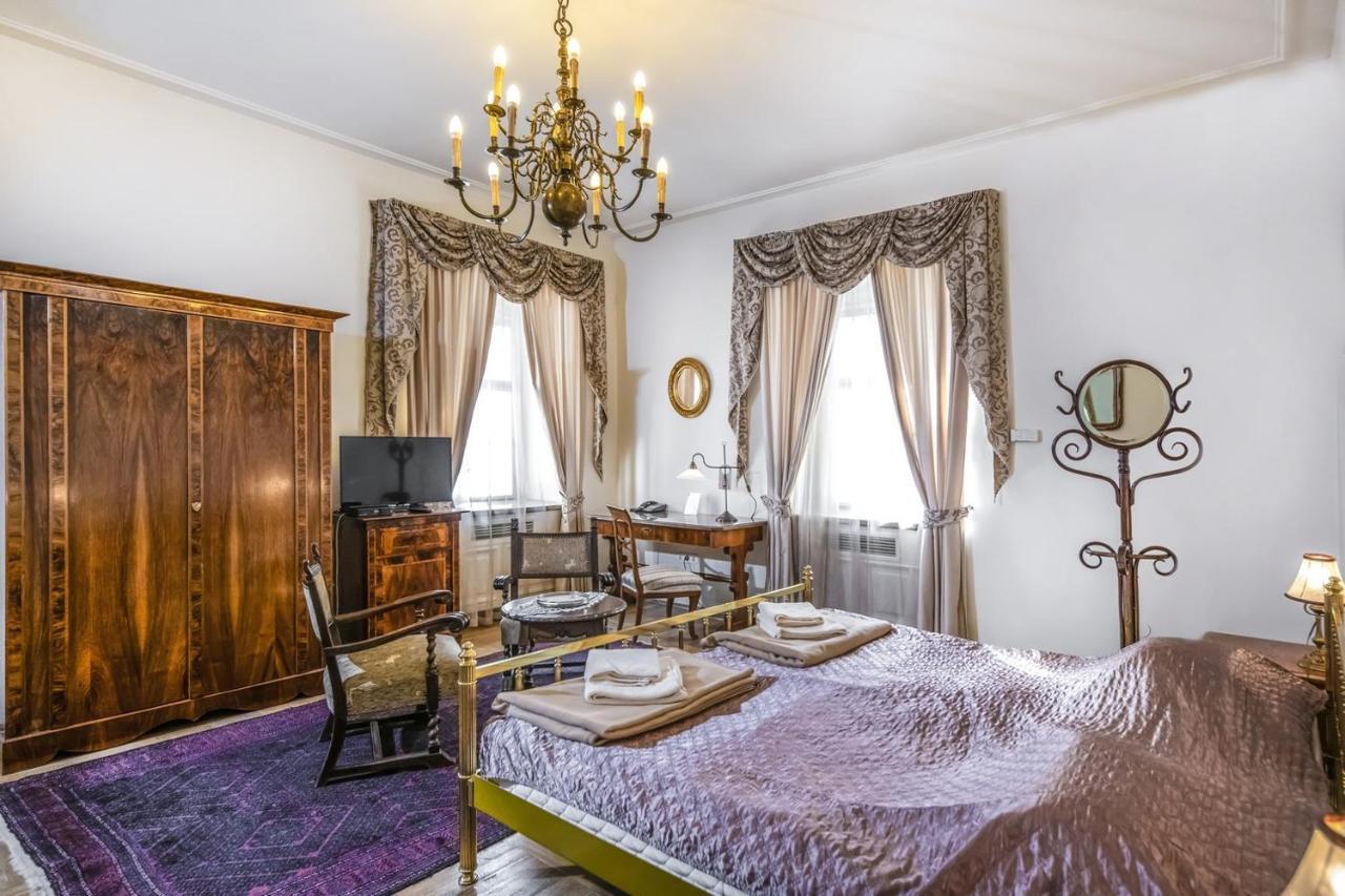 Academy Pension Budapest Esterno foto