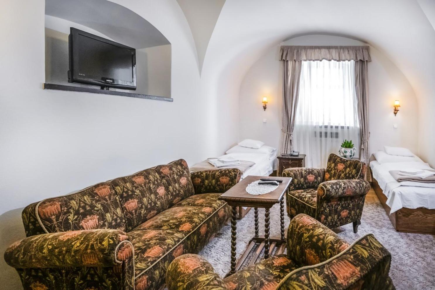 Academy Pension Budapest Esterno foto
